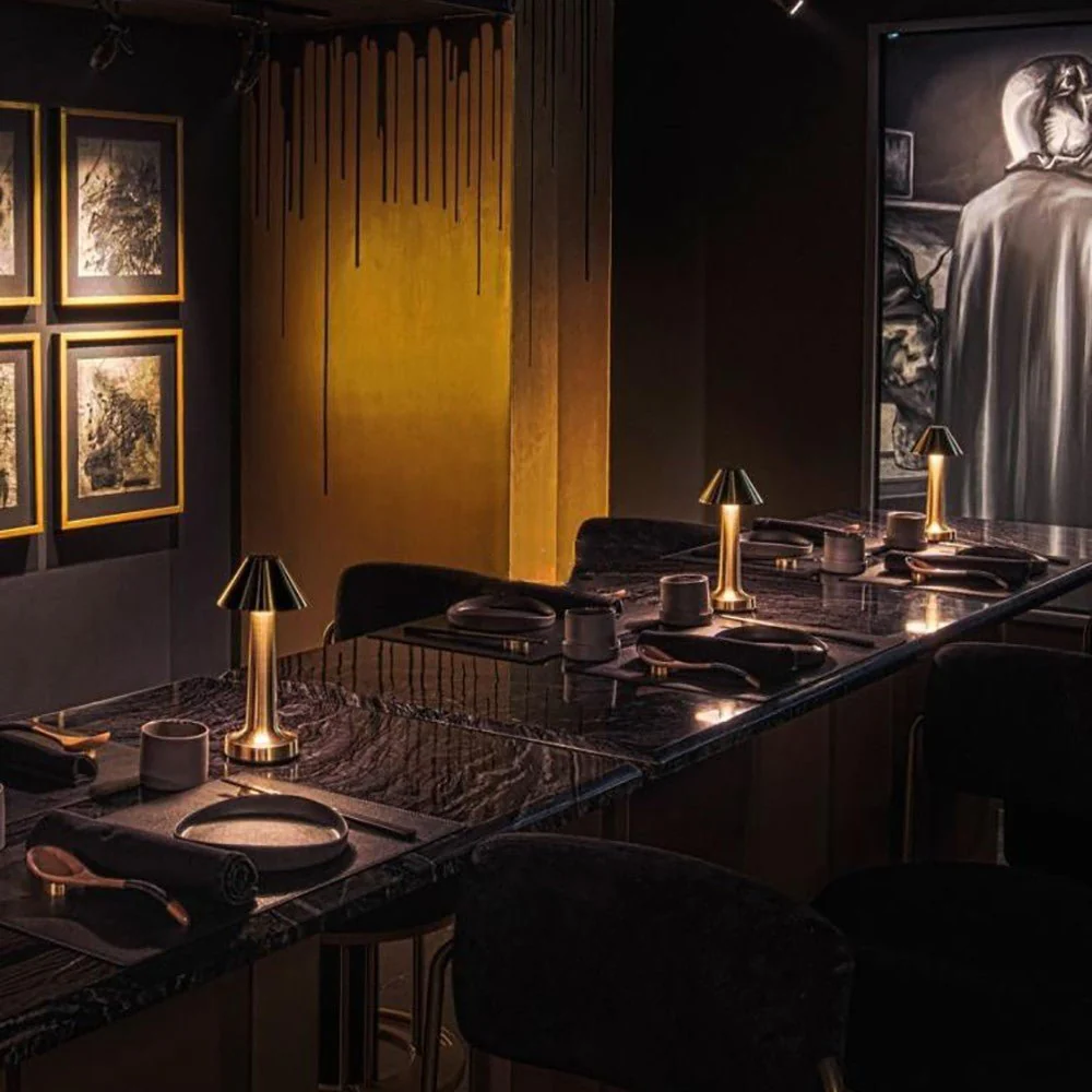 LumoBar – Dimbar uppladdningsbar bordslampa med LED-belysning för café och hem - Bild 8