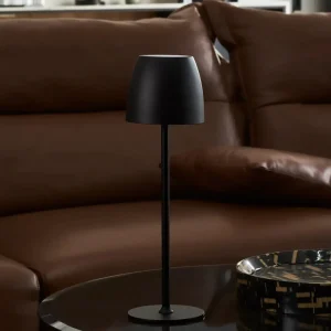 LjusLuxe - Trådlös Bordslampa med Lyxig Design och Dimbar Funktion