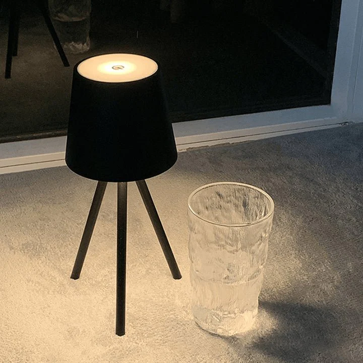 LumoStand – Uppladdningsbar bordslampa på stativ med dimbar touchfunktion - Bild 6