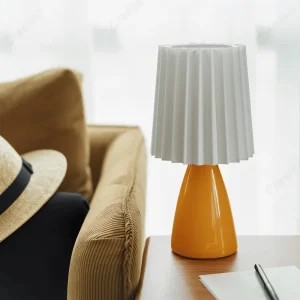 ConePleated Bordslampa - LED Keramisk Milkshake Skrivbordslampa