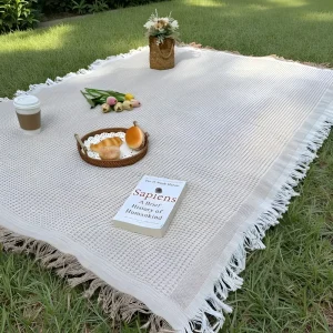 Snygg Picknickfilt 180 x 180 cm – Vattentät och Hopfällbar – Strandmatta och Campingfilt för Utomhusbruk, Kaffevit